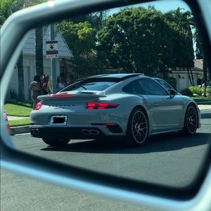 Meet your Posher, Pernell